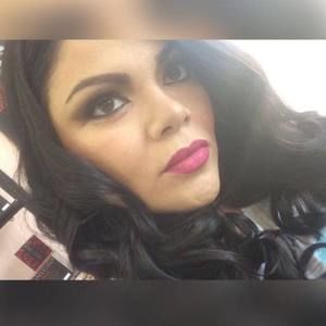 Meet your Posher, Nayeli